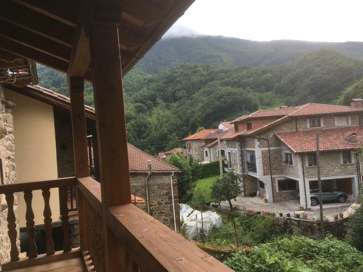 La Rama Del Castor Villa Espinama Kültér fotó