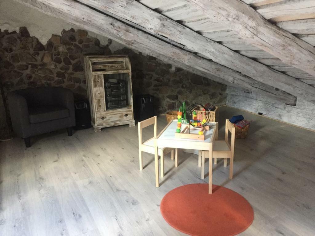 La Rama Del Castor Villa Espinama Kültér fotó